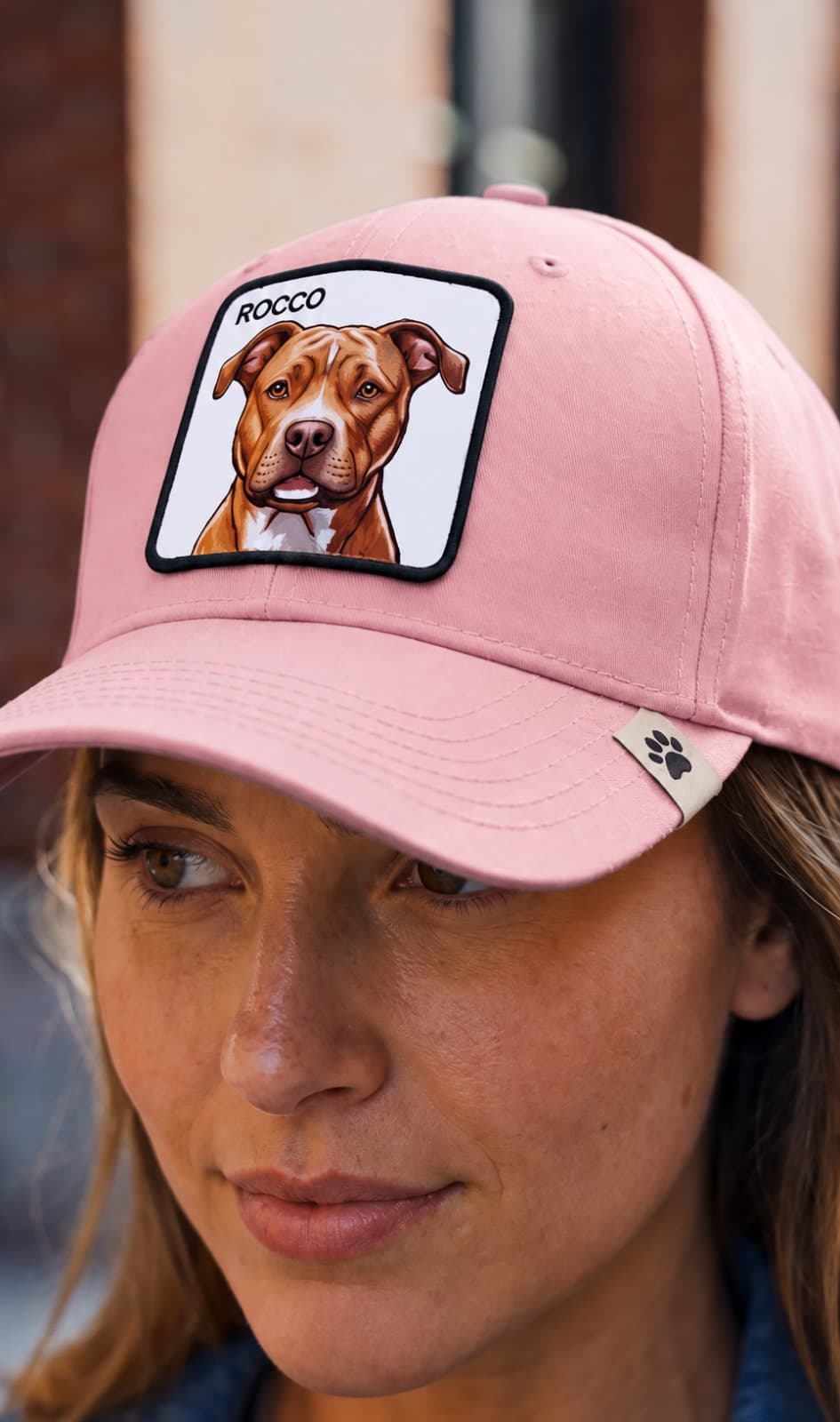Gorra Rosa con el patch de Rocco